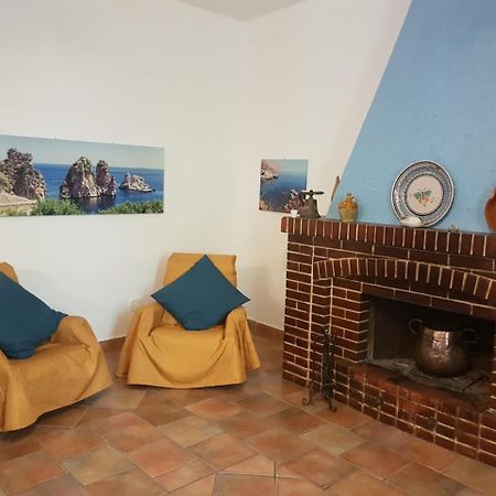 Zahra Casa Vacanze Villa Castelluzzo Exterior foto